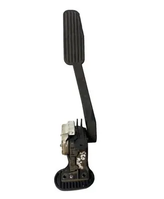 Volvo XC70 Accelerator throttle pedal 30683516