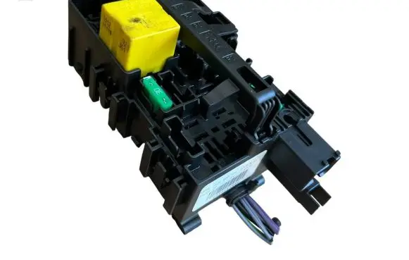 Opel Crossland X Fuse box set 9812661980