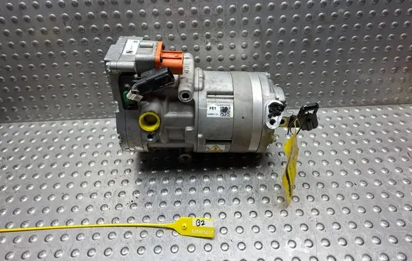 Hyundai Tucson TL Air conditioning (A/C) compressor (pump) S26405057 CA600NX6AA05