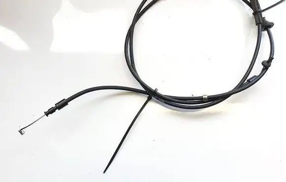 Ford C-MAX II Other body part AM5116C657AG
