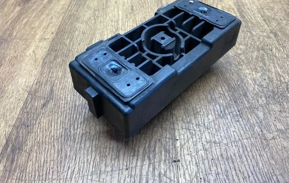 Mercedes-Benz GLE (W166 - C292) Jacking socket point A1666900334