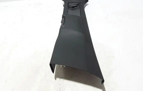 Volvo XC60 (B) pillar trim (bottom) 31425695