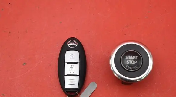 Nissan Pulsar Ignition lock 28590-3JA0A