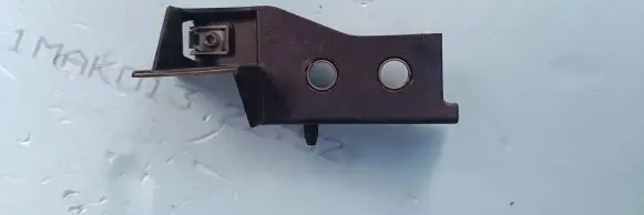Renault Master III Headlight/headlamp mounting bracket 622208499R
