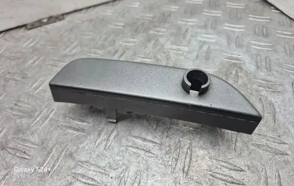 Under headlight/headlamp trim