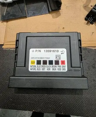 Opel Astra J Comfort/convenience module 13591610 871610B251770547