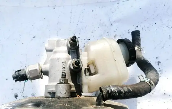 Infiniti FX Master brake cylinder
