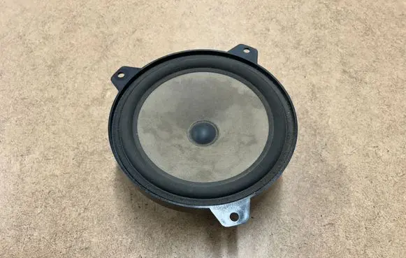 BMW 3 E46 Front door speaker 65138368233 8368233 4918430703