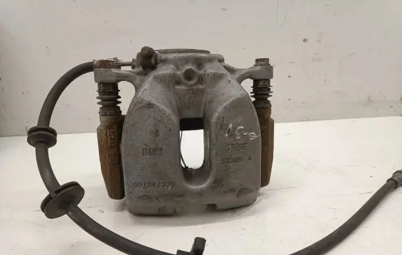 BMW 5 G30 G31 Front brake caliper