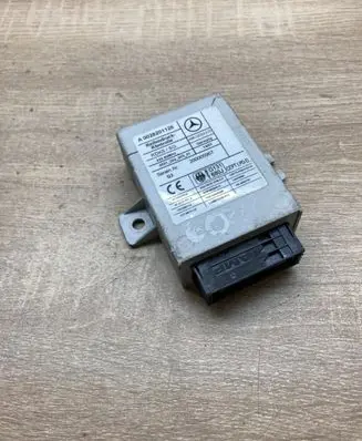 Mercedes-Benz Sprinter W901 W902 W903 W904 Tire pressure control unit A0028201126