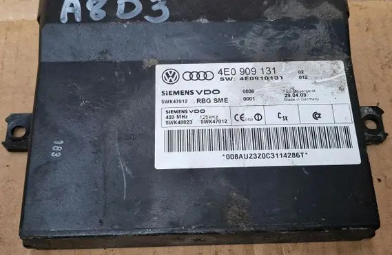 Audi A8 S8 D3 4E Other control units/modules 4E0909131