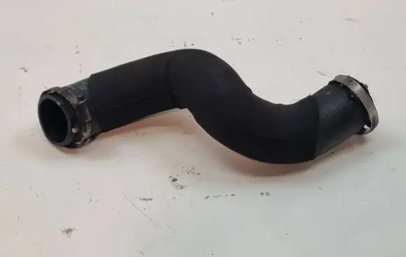 Audi Q5 SQ5 Intercooler hose/pipe 8R0145737N R127097