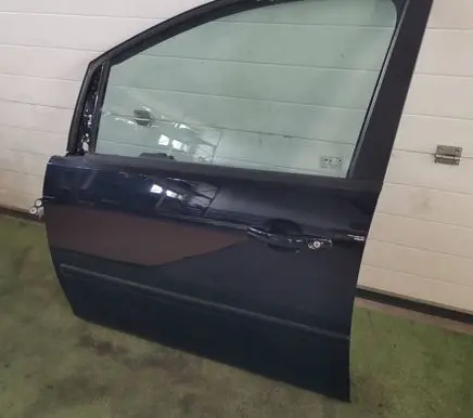 Ford C-MAX I Front door 