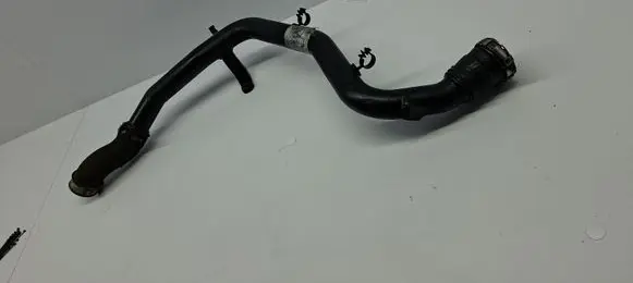 Audi Q7 4L Intercooler hose/pipe 7L6145795