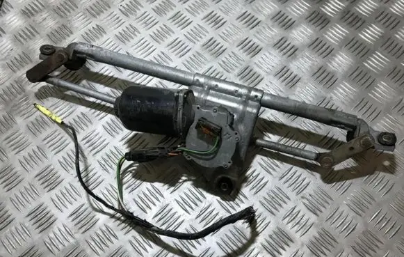 Opel Corsa B Front wiper linkage and motor