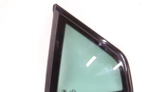 Seat Ateca Rear side window 575845041
