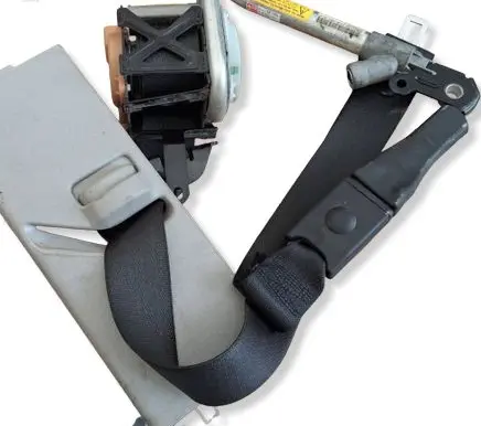 Opel Insignia A Front seatbelt 306981299P10