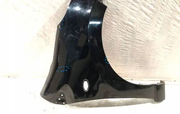 Nissan Pixo Fender
