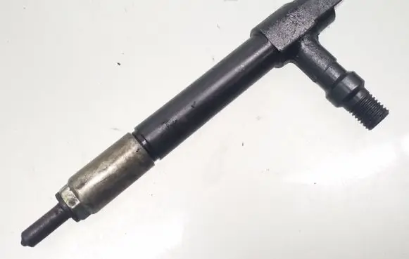 Mazda Premacy Fuel injector 7390 11B