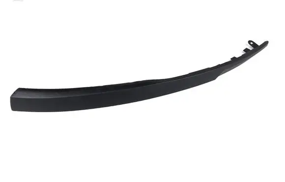 Front bumper lip