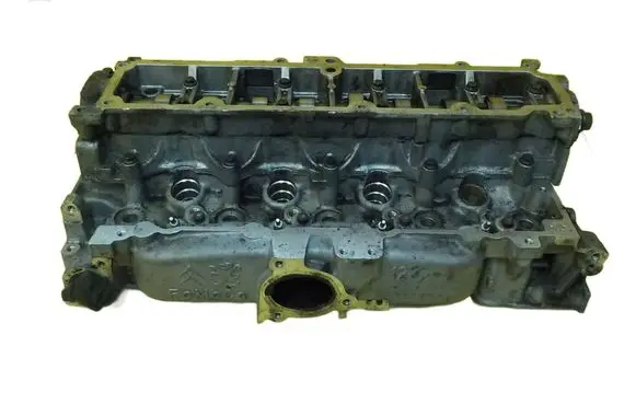 Peugeot 2008 I Engine head 9694504780