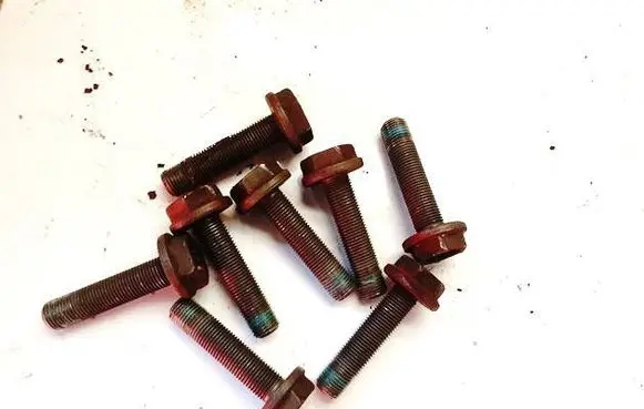 Nuts/bolts