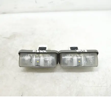 Toyota Prius (XW50) Number plate light A045053