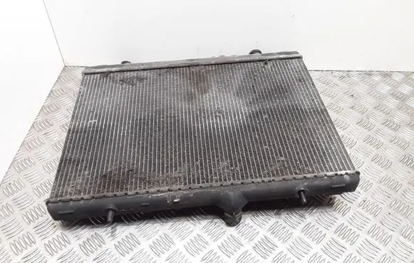 Peugeot 307 Coolant radiator P9645586780