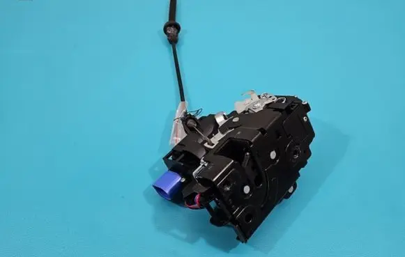 Seat Ibiza III (6L) Front door lock IMPRK1441890