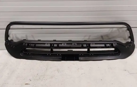 Dodge Durango Front bumper upper radiator grill 68307806AB