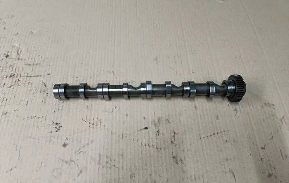 Volkswagen Amarok Camshaft 03L101E 14365