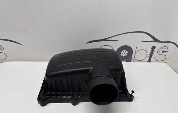 Dodge RAM Air filter box cover 68319132AC