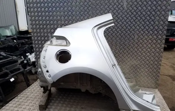 Rear quarter panel