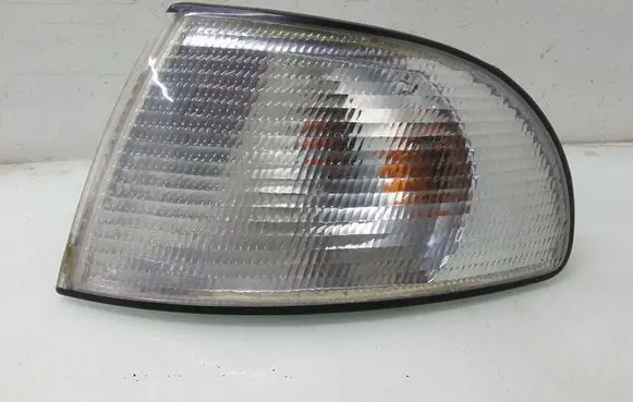 Volkswagen PASSAT B5 Front indicator light 3B0953123B