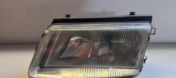 Volkswagen PASSAT B5 Headlight/headlamp 14742500