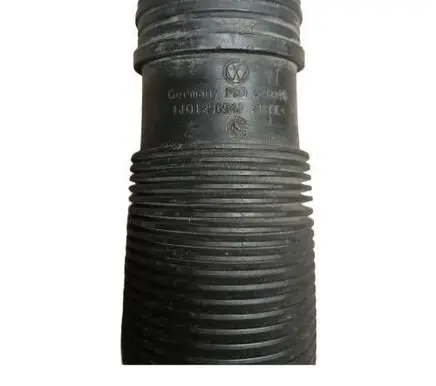 Skoda Octavia Mk2 (1Z) Air intake hose/pipe 1j0129684j