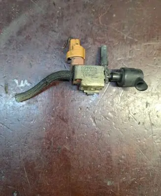 Toyota Corolla E120 E130 Turbo solenoid valve 2586064140 1846003600