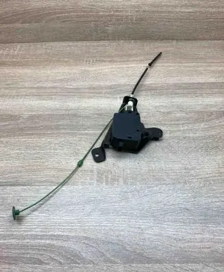 BMW 5 E39 Fuel tank cap lock motor 8352168 4062043