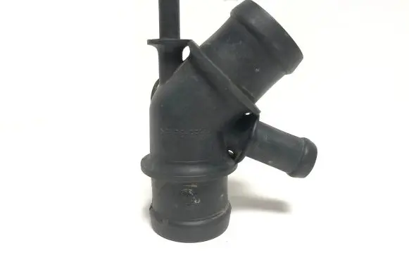 Coolant pipe/hose