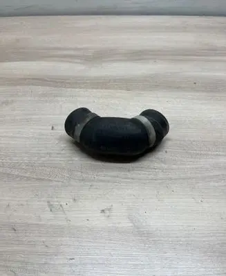 Intercooler hose/pipe