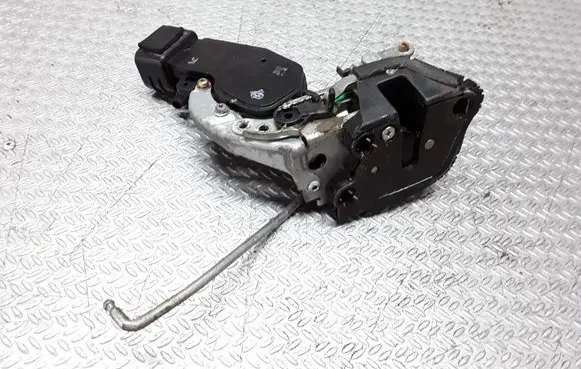 Suzuki Grand Vitara I Rear door lock