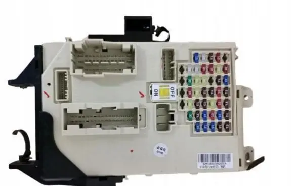 KIA Carens III Fuse box set 91950-A4610