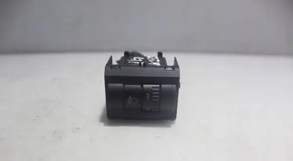 Skoda Rapid (NH) Headlight level height control switch 