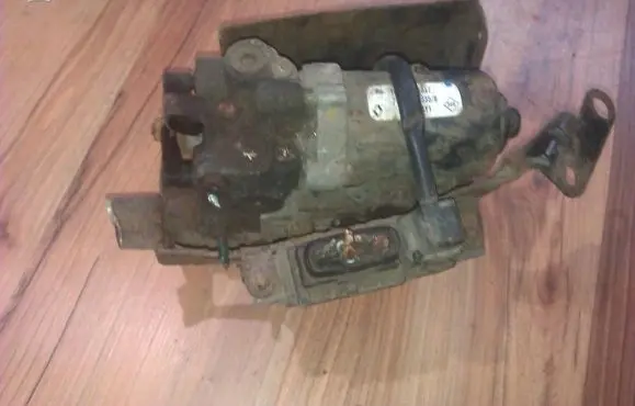 Renault Laguna I ABS Pump 7700824335