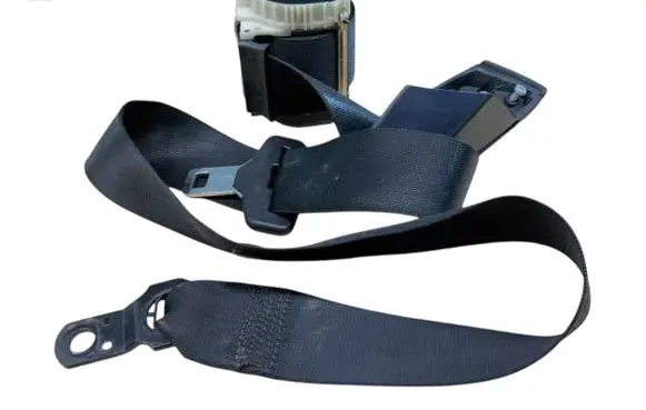 BMW X1 E84 Front seatbelt 7016876 040487