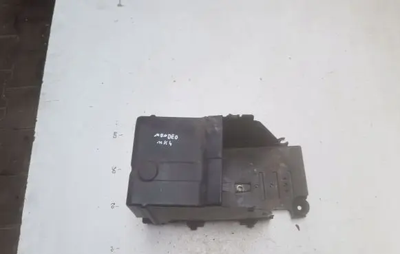 Battery box tray