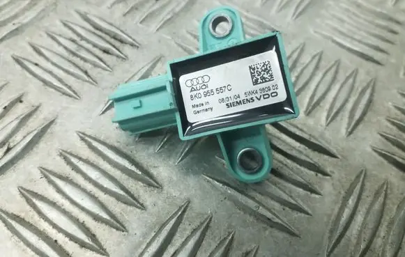 Audi A4 S4 B8 8K Airbag deployment crash/impact sensor 8K0955557C