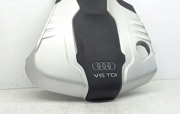 Audi A8 S8 D4 4H Engine cover (trim) 4H0103925A