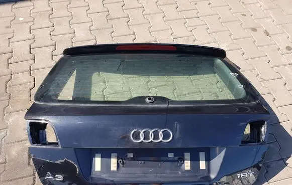 Audi A3 S3 8P Tailgate/trunk/boot lid