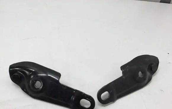 Audi Q5 SQ5 Shock absorber/damper mounting bracket 